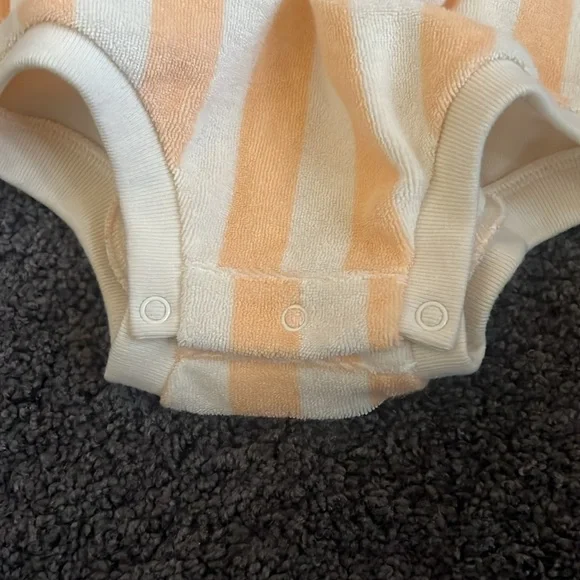 Soft Terry Cloth Baby Toddler Romper Cream and Orange 12 months - Picture 6 of 6